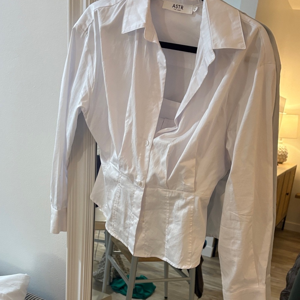 Astr White Button-Up Peplum Blouse